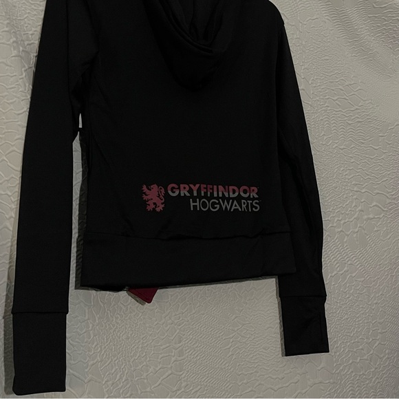 NWT! Harry Potterter Hogwarts Gryffindor Quidditch Sports Zip Up Hoodie Jacket - Picture 12 of 16